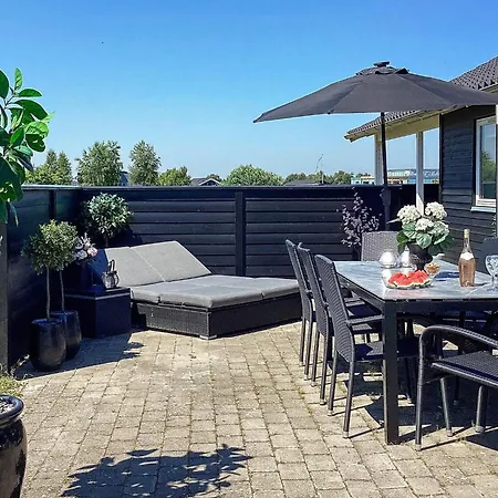 Feriehus 8 person holiday home in Væggerløse-By Traum Bøtø By