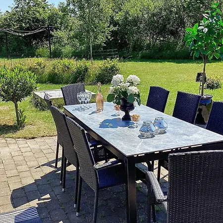 8 person holiday home in Væggerløse-By Traum Feriehus Bøtø By