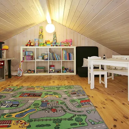 Holiday home 4 Star In Vaeggerlose